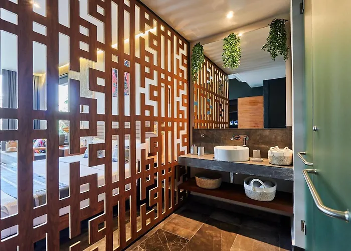 Bond - Centric & Private Plunge Pool & Club Access Appartement
